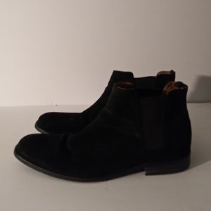 ALDO  Vianello Suede Chelsea Boots Black Size